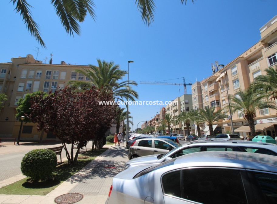 Objekte zum Wiederverkauf - Landhaus - Elche Pedanías - La Marina