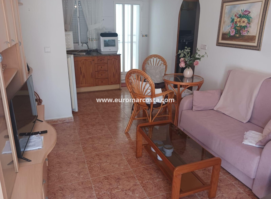 Sale - Bungalow - San Fulgencio - Oasis