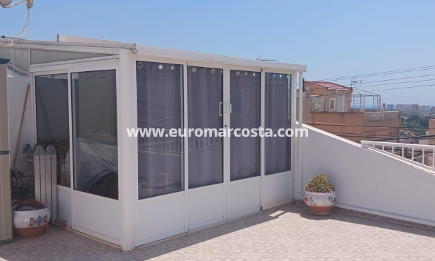 Sale - Bungalow - San Fulgencio - Oasis