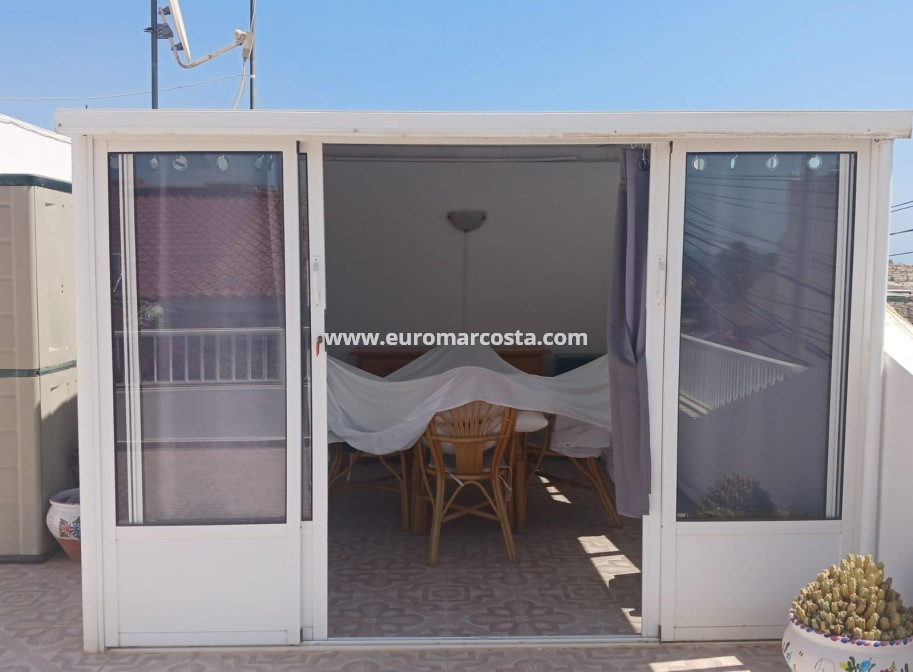 Sale - Bungalow - San Fulgencio - Oasis