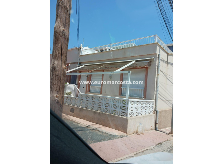 Sale - Bungalow - San Fulgencio - Oasis