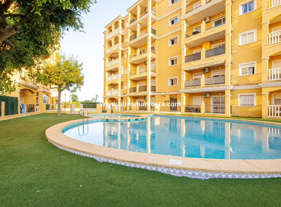 Sale - Apartment / flat - Torrevieja - TORREVIEJA