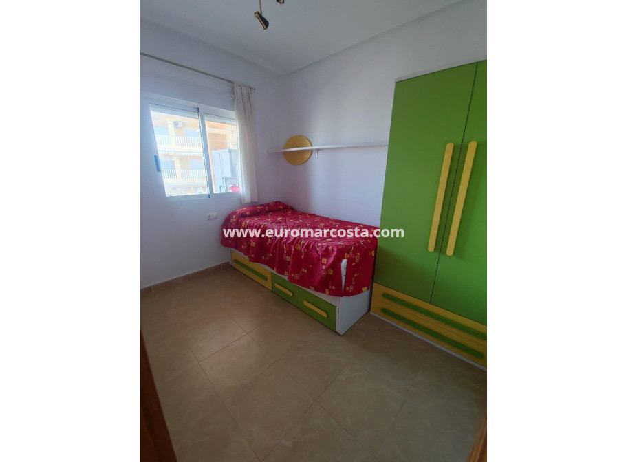 Sale - Apartment / flat - Torrevieja - TORREVIEJA