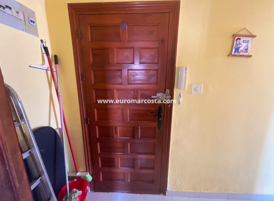 Sale - Apartment / flat - Torrevieja - La Mata