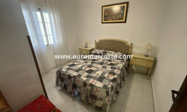 Sale - Apartment / flat - Torrevieja - La Mata