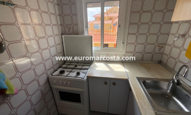 Sale - Apartment / flat - Torrevieja - La Mata