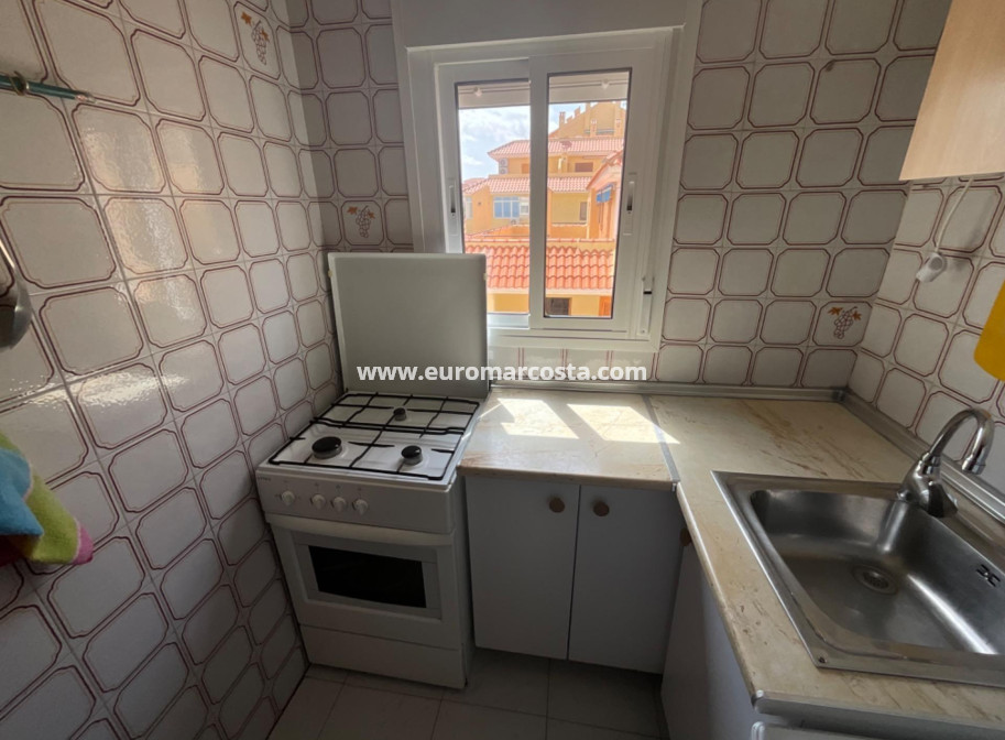 Sale - Apartment / flat - Torrevieja - La Mata