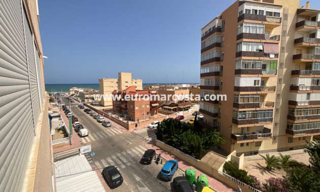 Sale - Apartment / flat - Torrevieja - La Mata