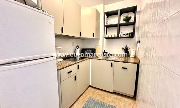 Sale - Apartment / flat - Guardamar del Segura - Pueblo