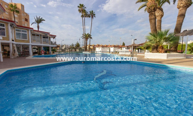 Objekte zum Wiederverkauf - Villa freitstehend - Torrevieja - TORREVIEJA