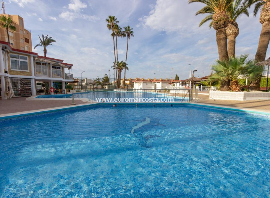 Objekte zum Wiederverkauf - Villa freitstehend - Torrevieja - TORREVIEJA