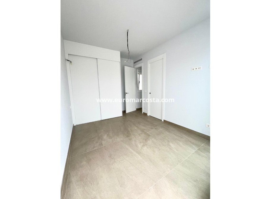 New Build - Apartment / flat - Torrevieja - Orihuela Costa