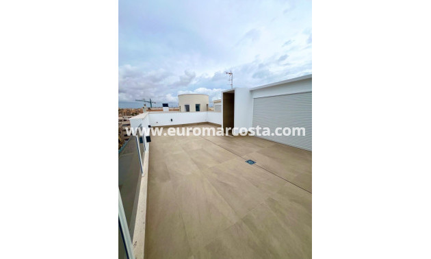 New Build - Apartment / flat - Torrevieja - Orihuela Costa