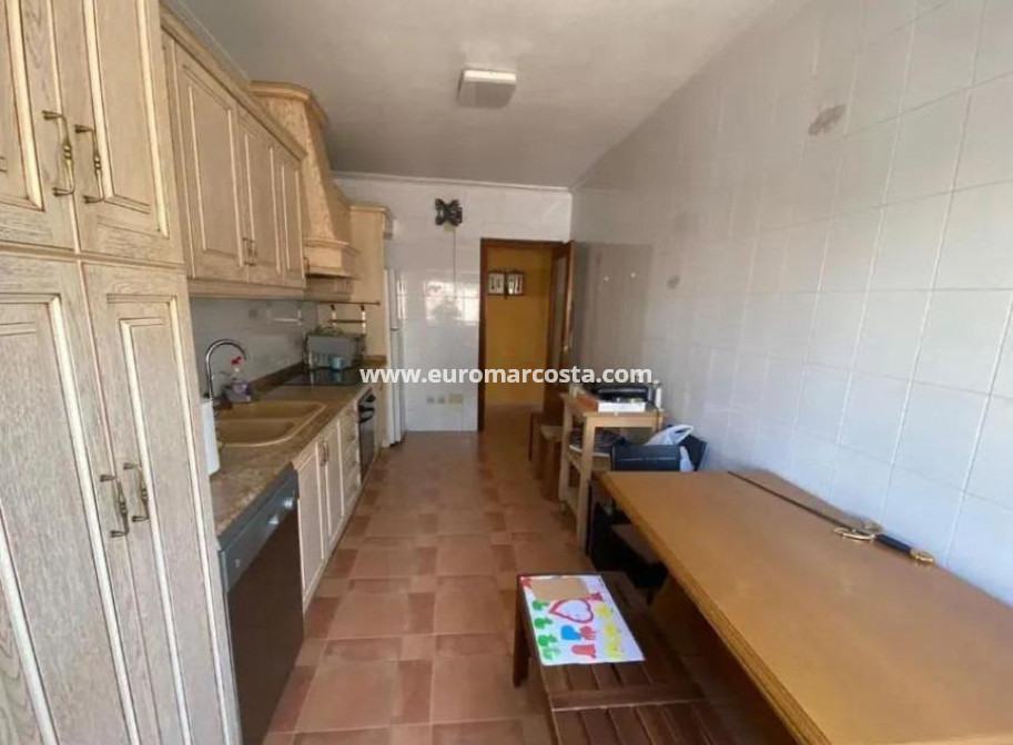 Objekte zum Wiederverkauf - Wohnung - Torrevieja - TORREVIEJA