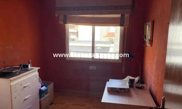 Objekte zum Wiederverkauf - Wohnung - Torrevieja - TORREVIEJA