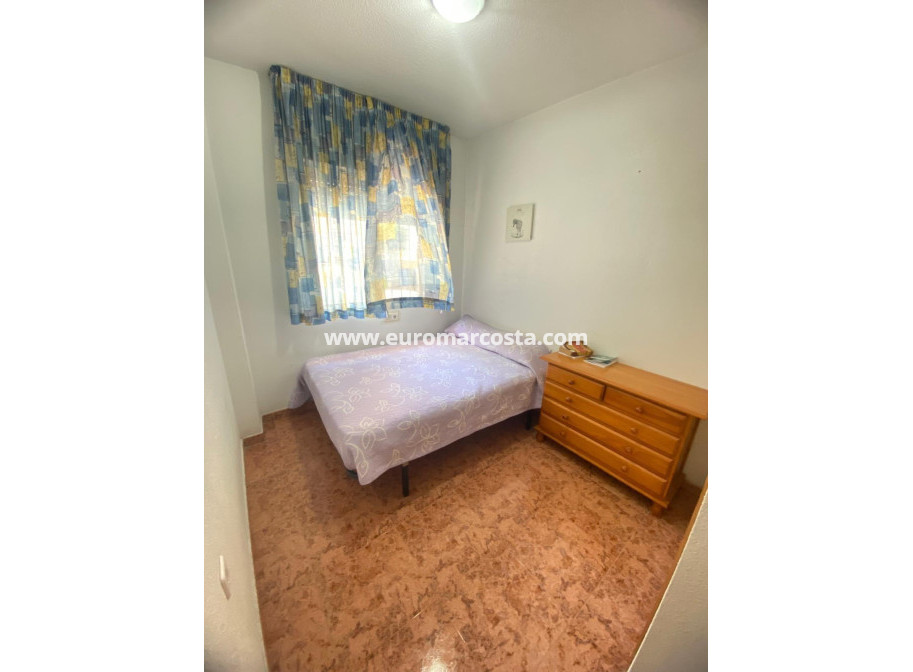 Objekte zum Wiederverkauf - Wohnung - Torrevieja - TORREVIEJA