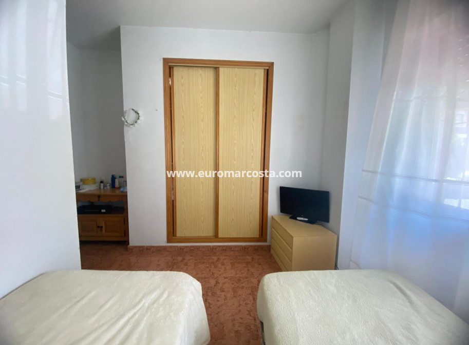 Objekte zum Wiederverkauf - Wohnung - Torrevieja - TORREVIEJA