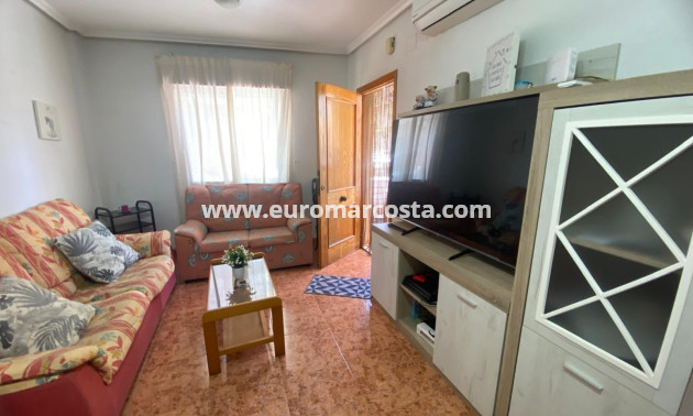 Objekte zum Wiederverkauf - Wohnung - Torrevieja - TORREVIEJA