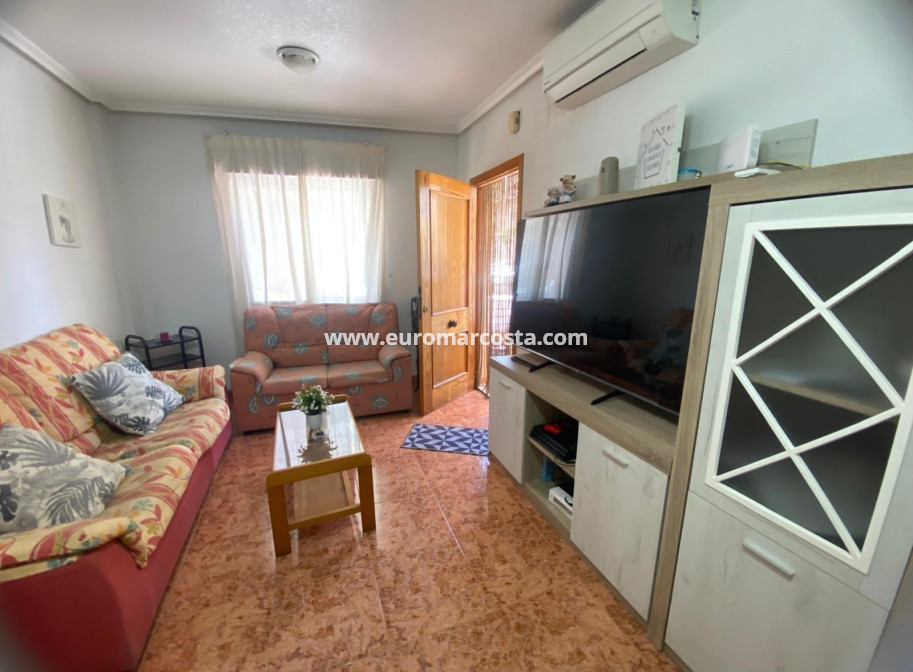 Objekte zum Wiederverkauf - Wohnung - Torrevieja - TORREVIEJA