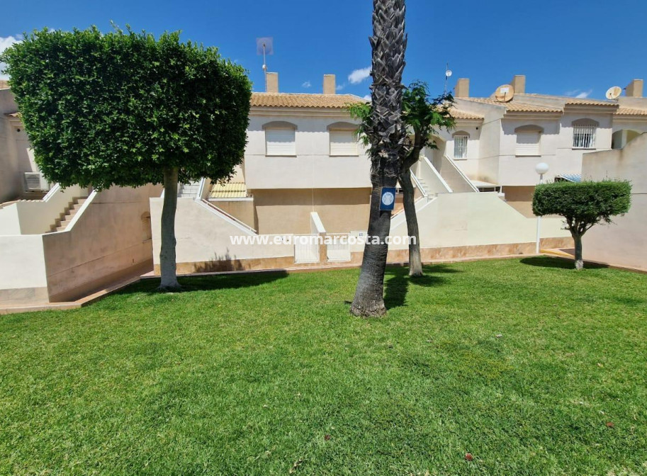 Objekte zum Wiederverkauf - Bungalow - Torrevieja - TORREVIEJA