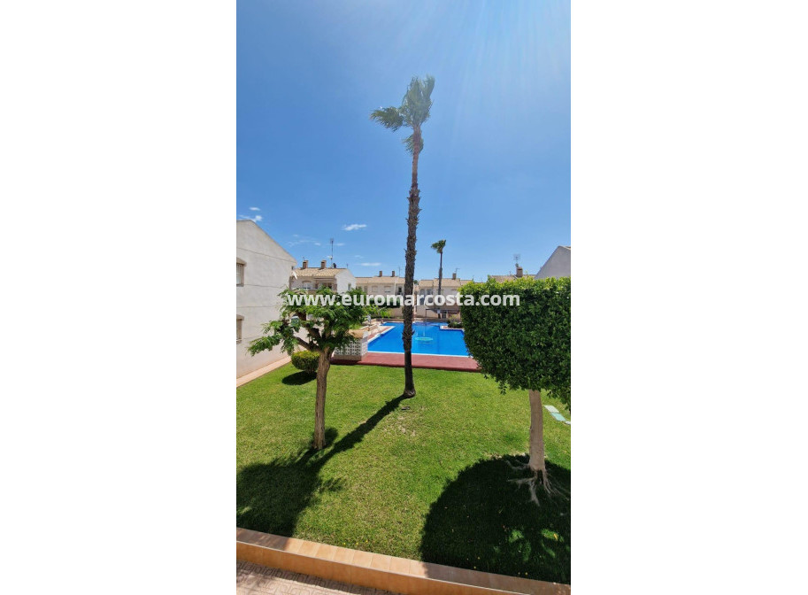 Objekte zum Wiederverkauf - Bungalow - Torrevieja - TORREVIEJA