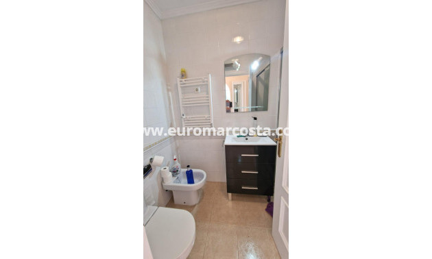 Objekte zum Wiederverkauf - Bungalow - Torrevieja - TORREVIEJA