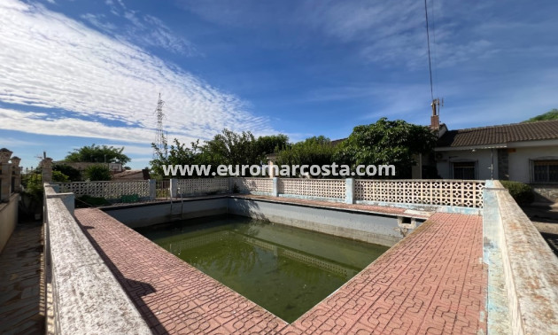 Sale - Country house - Albatera