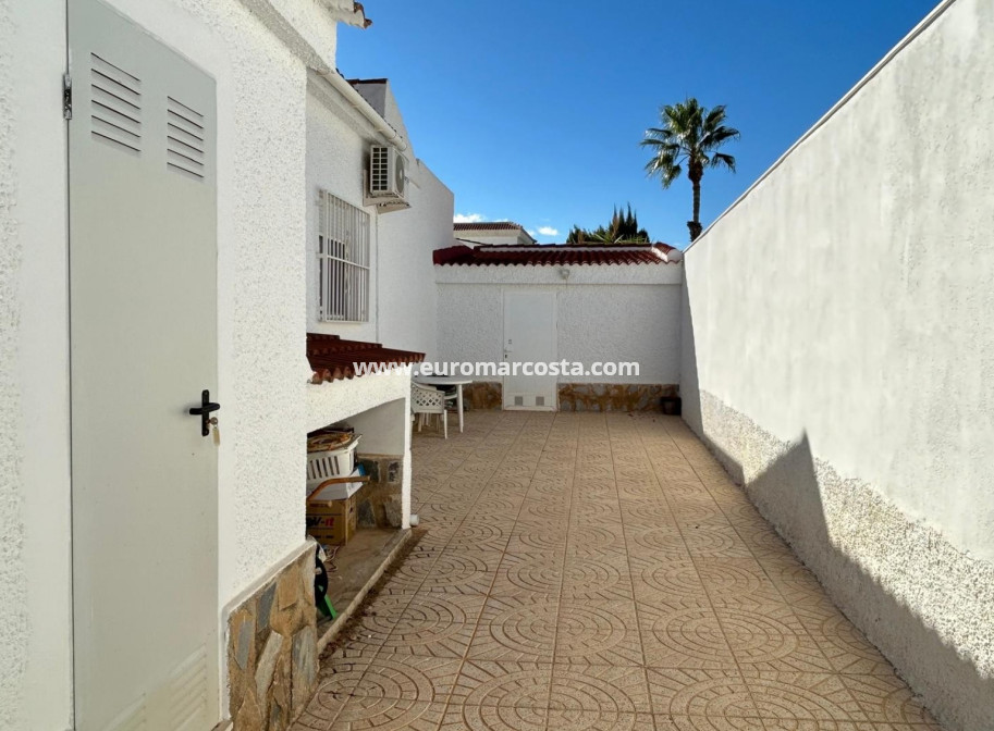 Sale - Detached House / Villa - Ciudad quesada - Ciudad Quesada