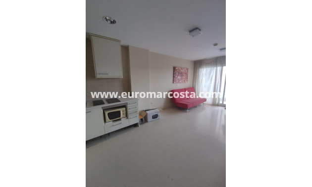 Sale - Apartment / flat - Guardamar del Segura - Pueblo