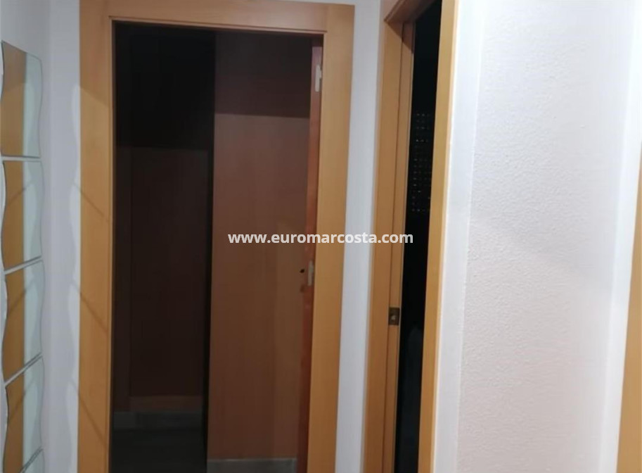 Objekte zum Wiederverkauf - Wohnung - Torrevieja - La Mata