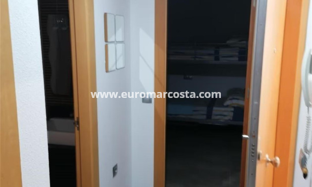 Objekte zum Wiederverkauf - Wohnung - Torrevieja - La Mata