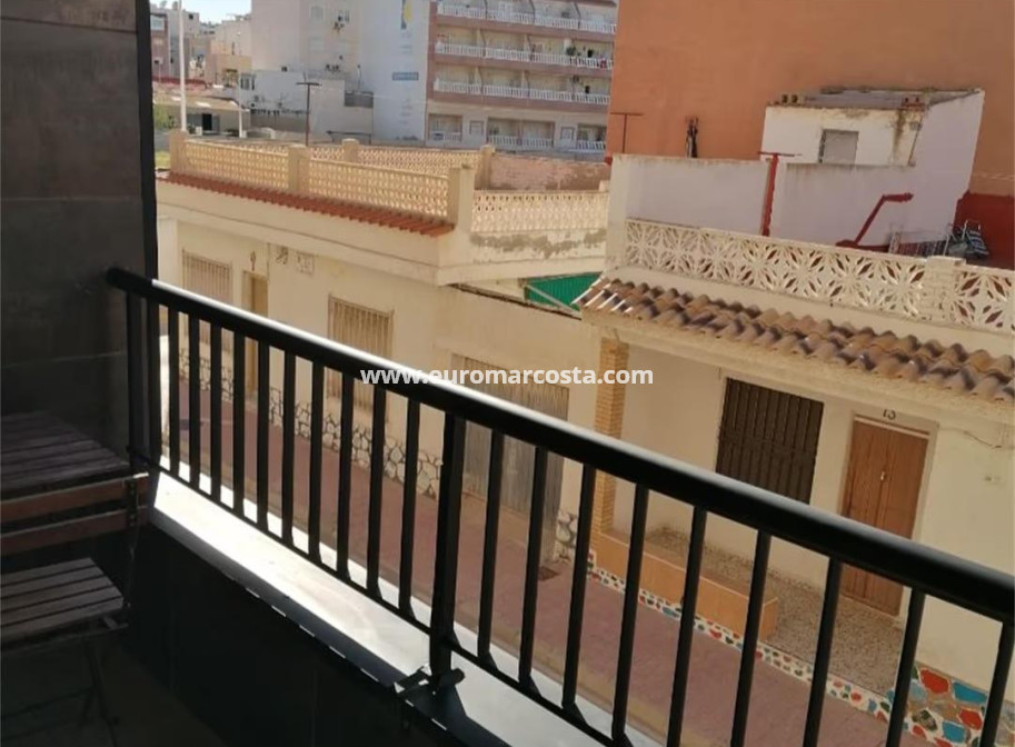 Objekte zum Wiederverkauf - Wohnung - Torrevieja - La Mata