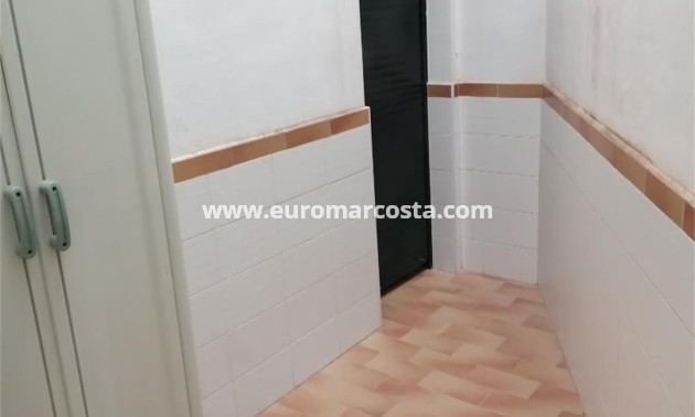 Sale - Apartment / flat - Torrevieja - La Mata