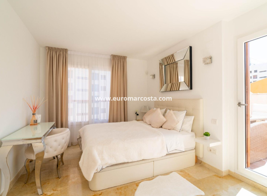 Sale - Penthouse - Torrevieja - Orihuela Costa