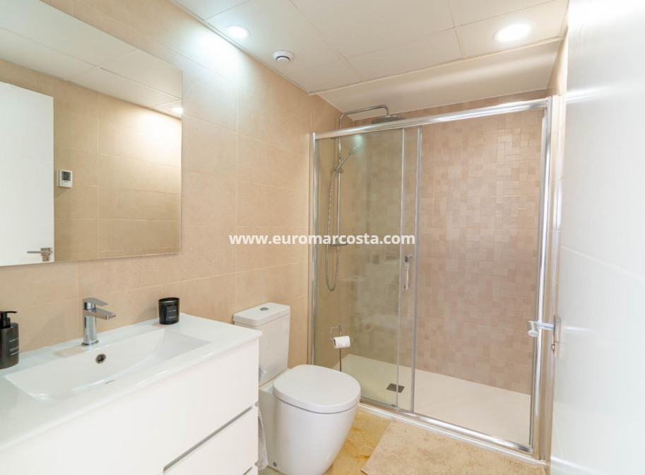 Objekte zum Wiederverkauf - Penthouse - Torrevieja - Orihuela Costa