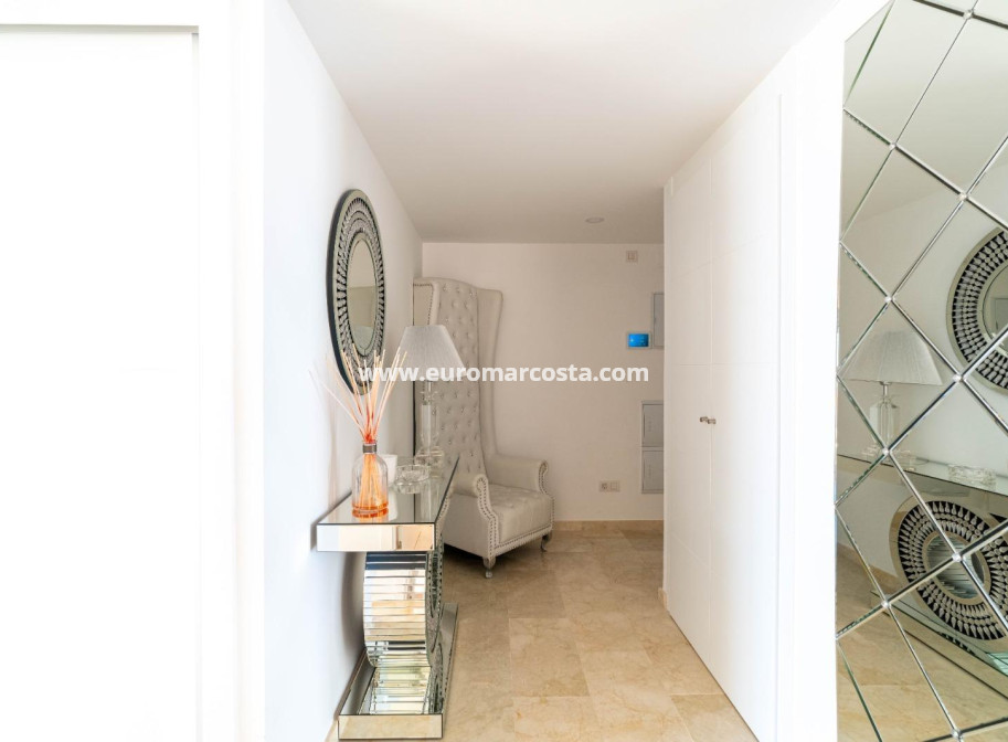 Sale - Penthouse - Torrevieja - Orihuela Costa