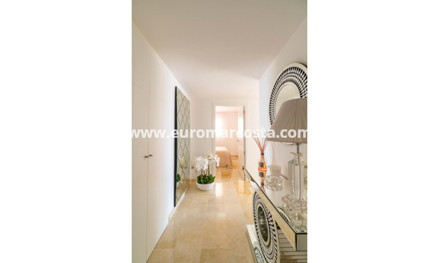 Sale - Penthouse - Torrevieja - Orihuela Costa