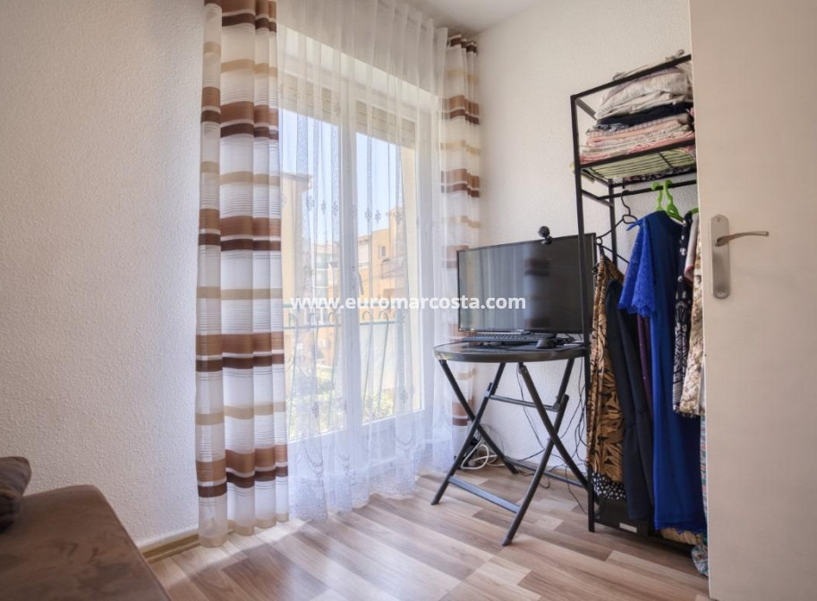 Objekte zum Wiederverkauf - Wohnung - Torrevieja - TORREVIEJA