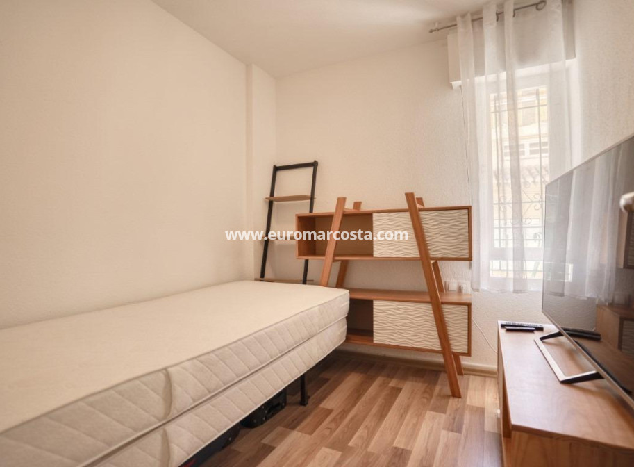 Objekte zum Wiederverkauf - Wohnung - Torrevieja - TORREVIEJA