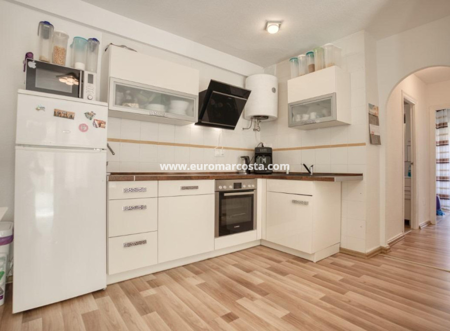 Objekte zum Wiederverkauf - Wohnung - Torrevieja - TORREVIEJA