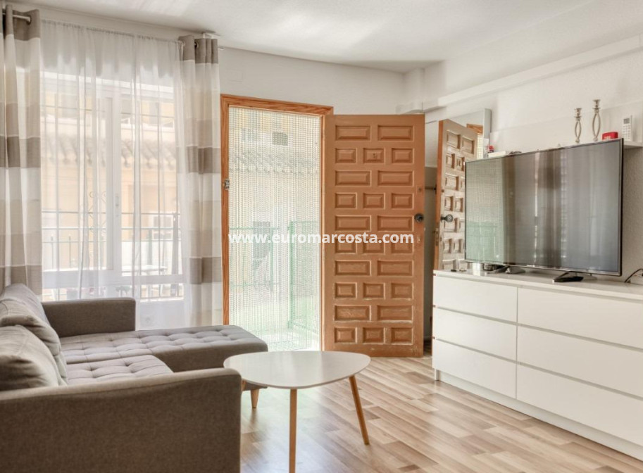 Objekte zum Wiederverkauf - Wohnung - Torrevieja - TORREVIEJA