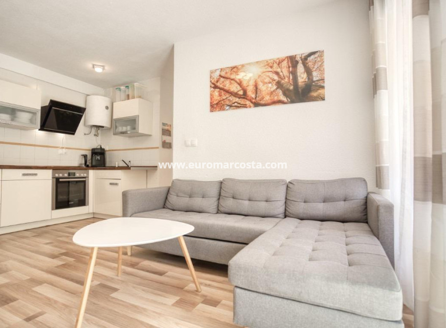 Objekte zum Wiederverkauf - Wohnung - Torrevieja - TORREVIEJA