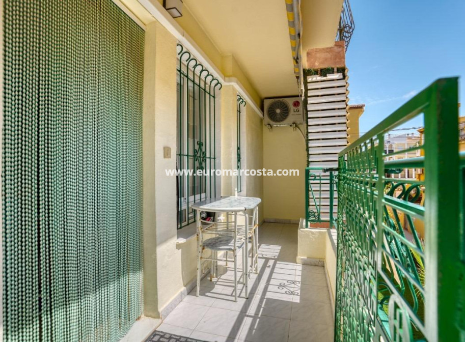 Objekte zum Wiederverkauf - Wohnung - Torrevieja - TORREVIEJA