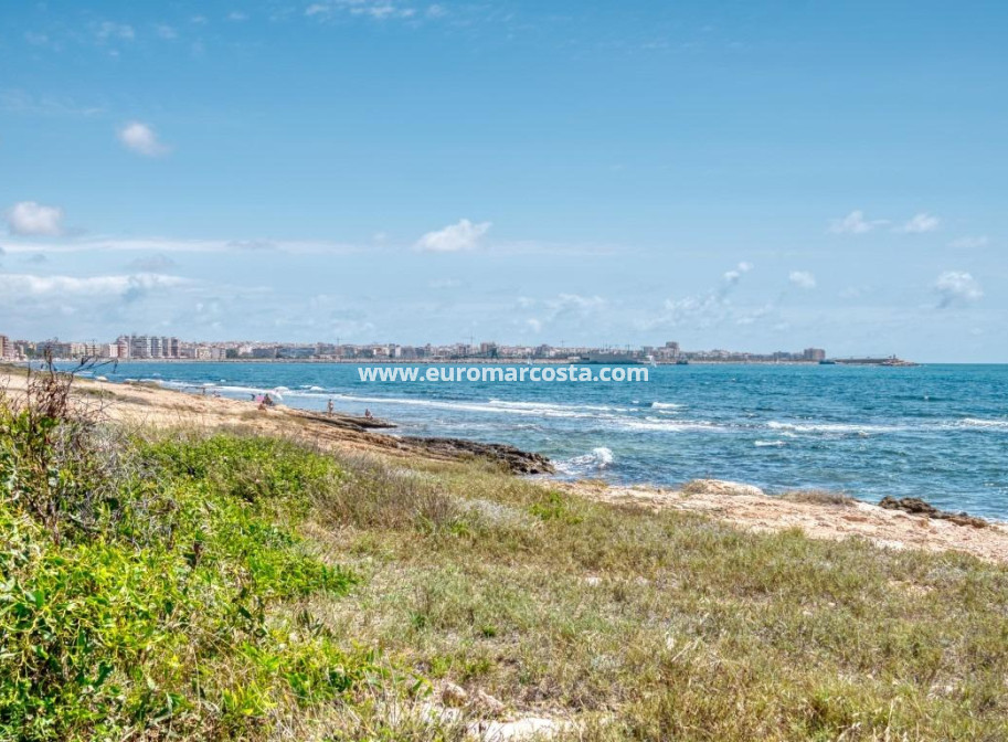Objekte zum Wiederverkauf - Wohnung - Torrevieja - TORREVIEJA