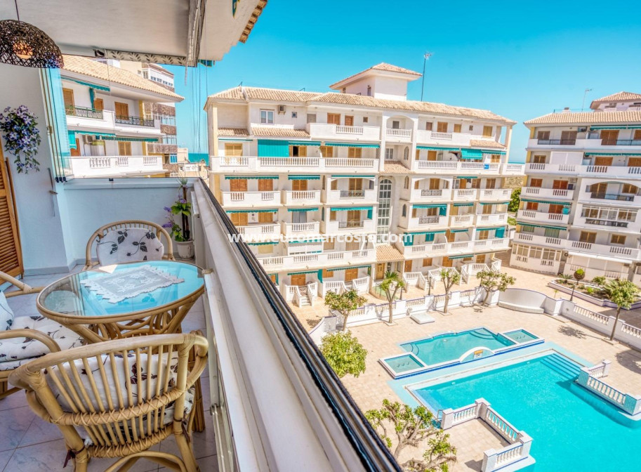 Sale - Apartment / flat - Torrevieja - La Mata