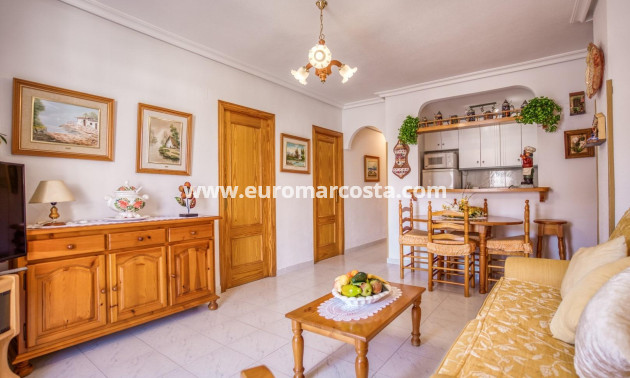 Sale - Apartment / flat - Torrevieja - La Mata