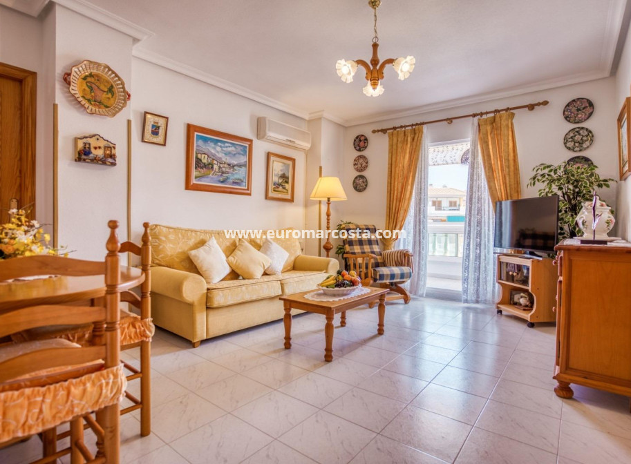 Sale - Apartment / flat - Torrevieja - La Mata