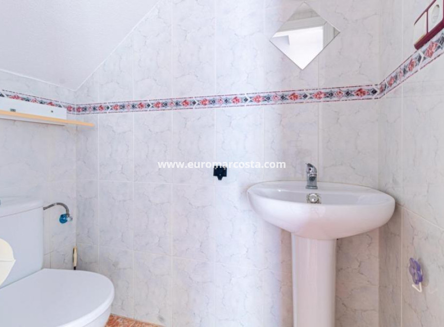 Sale - Bungalow - Torrevieja - TORREVIEJA