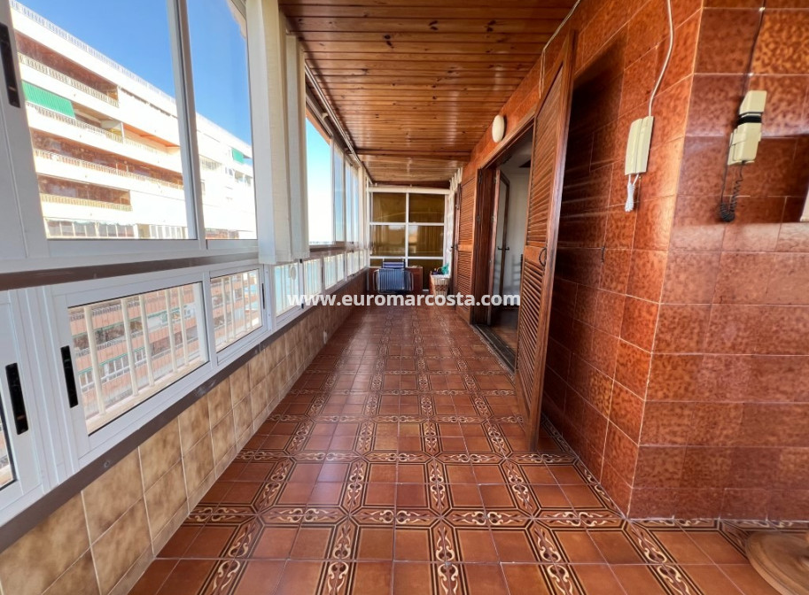 Venta - Apartamento / piso - Torrevieja - TORREVIEJA