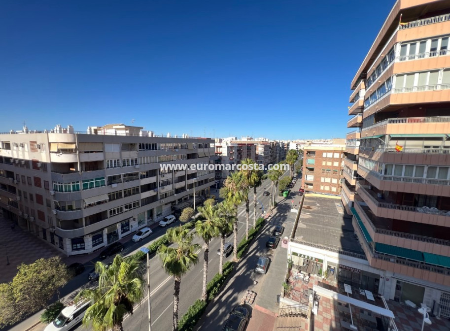 Venta - Apartamento / piso - Torrevieja - TORREVIEJA